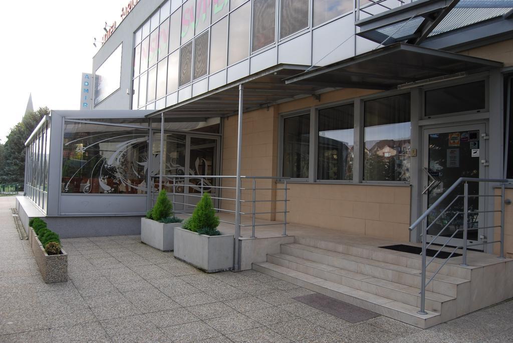 Hotel Saris Bardejov Eksteriør billede